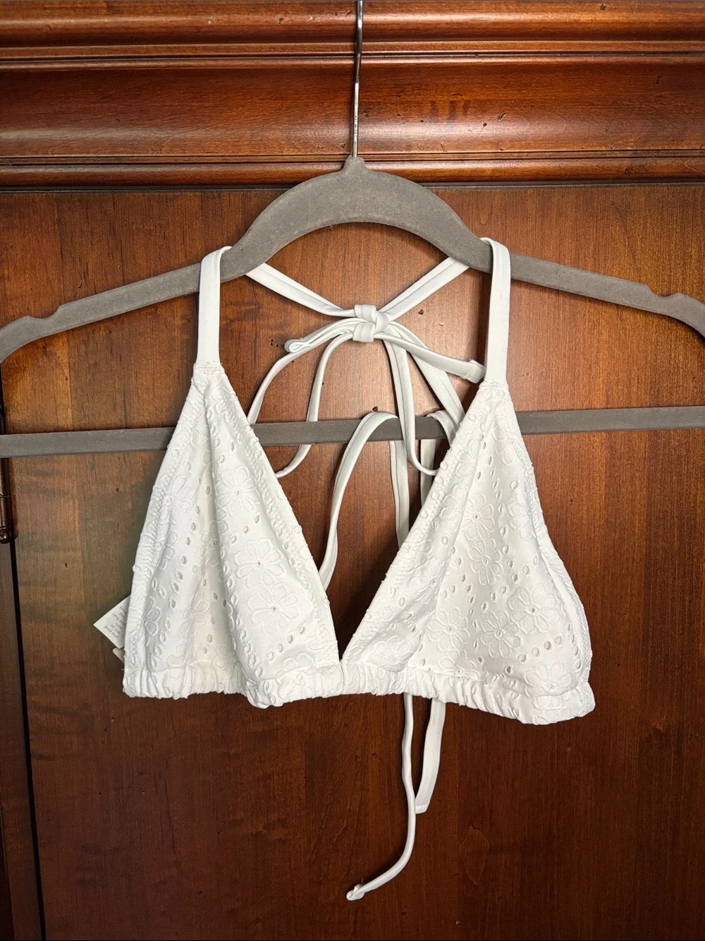 aerie side low